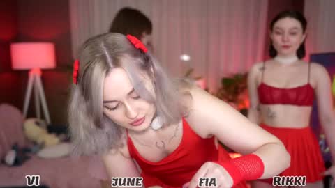 Snapshot of sunnyfia chatting on October 6, 2025, 2:31 am Fia  -  TG -  Mia -  Alice -  online show from October 6, 2025, 2:31 am