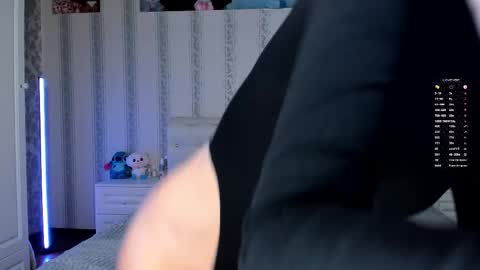 Sunny online show from October 30, 2025, 3:35 pm