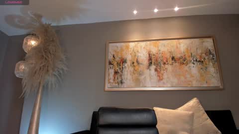 Sunny Rivers online show from February 28, 2025, 9:55 pm