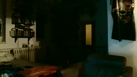 sunr1sa online show from January 6, 2025, 8:50 pm