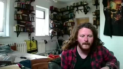 sunr1sa online show from March 10, 2025, 3:41 pm