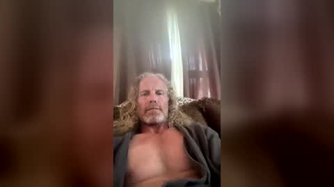 Snapshot of sunseeking1 chatting on June 14, 2026, 7:16 pm sunseeking1 online show from June 14, 2026, 7:16 pm