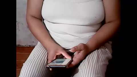 sunshine_38 online show from February 26, 2025, 1:32 am