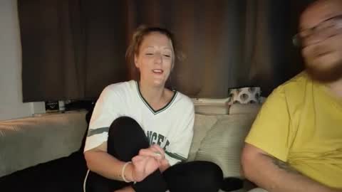 Ava online show from February 14, 2025, 9:21 pm