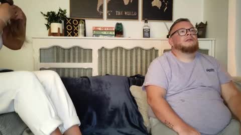 Ava online show from February 27, 2025, 9:14 pm