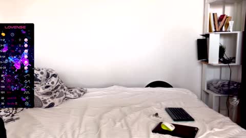 Snapshot of super_peach_stream chatting on December 21, 2024, 10:39 am ANNApvt open full info in bio online show from December 21, 2024, 10:39 am