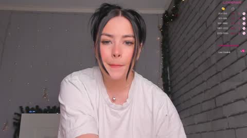 Milana Scarlett online show from November 10, 2025, 12:26 pm