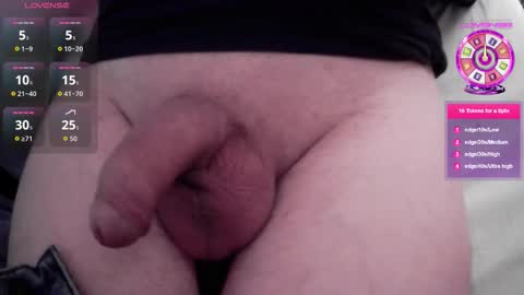 Snapshot of superbowl66 chatting on December 17, 2025, 8:04 pm Superballs66 online show from December 17, 2025, 8:04 pm