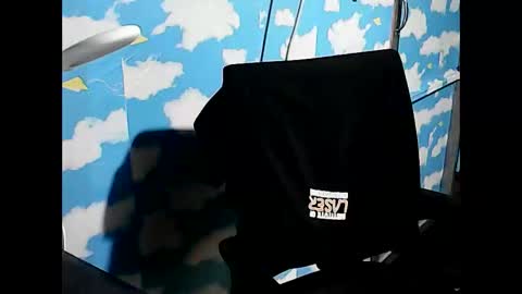 Snapshot of superclit4u chatting on December 1, 2025, 2:05 am superclit4u online show from December 1, 2025, 2:05 am