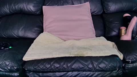 Thomas online show from January 6, 2025, 4:26 am