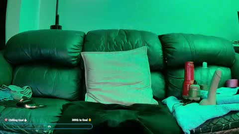Snapshot of superduty5speed chatting on April 19, 2026, 7:49 pm Thomas online show from April 19, 2026, 7:49 pm