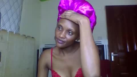 supersexxy_chyna online show from May 5, 2026, 7:27 am