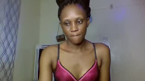 supersexxy_chyna online show from June 7, 2026, 5:00 am