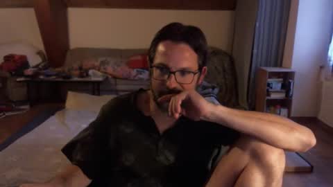 supersquirrel81 online show from September 12, 2025, 5:35 pm