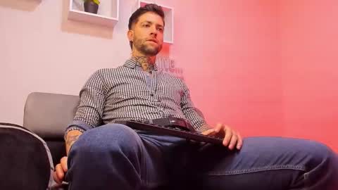 Snapshot of supreme_alpha_ chatting on November 7, 2025, 3:17 am supreme_alpha_ online show from November 7, 2025, 3:17 am