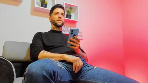 supreme_alpha_ online show from November 11, 2025, 2:55 am