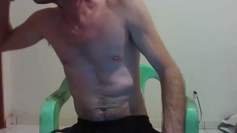Snapshot of surfsup34 chatting on December 3, 2024, 11:46 pm surfsup34 online show from December 3, 2024, 11:46 pm