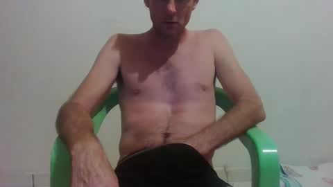 Snapshot of surfsup34 chatting on January 18, 2025, 2:03 am surfsup34 online show from January 18, 2025, 2:03 am