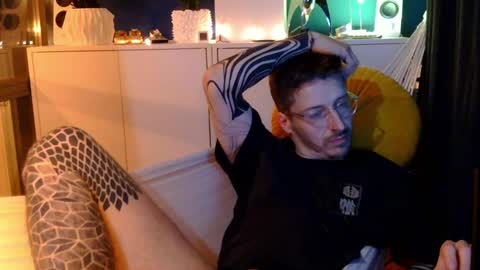 SurgicalSteel online show from February 7, 2025, 1:47 am