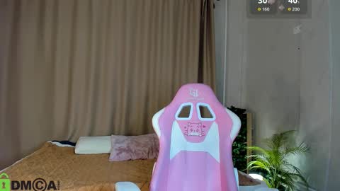 Annie online show from October 20, 2025, 1:06 am