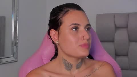 Susan online show from September 16, 2025, 7:48 pm