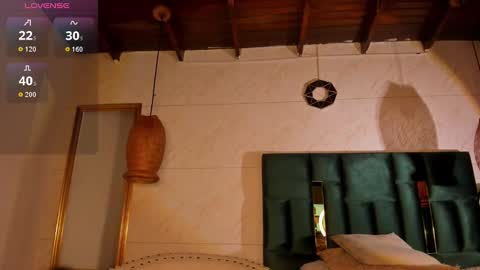 Susana W online show from November 22, 2025, 8:30 pm