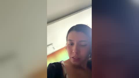 Susana online show from May 3, 2026, 6:47 pm