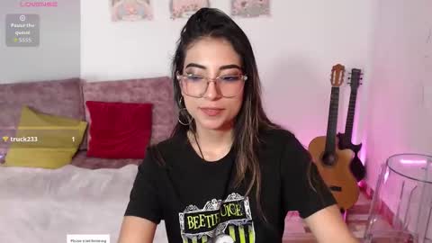 Susana hendrix    online show from January 17, 2026, 6:22 pm