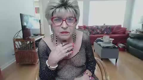 sexualsusan online show from October 24, 2025, 5:31 pm