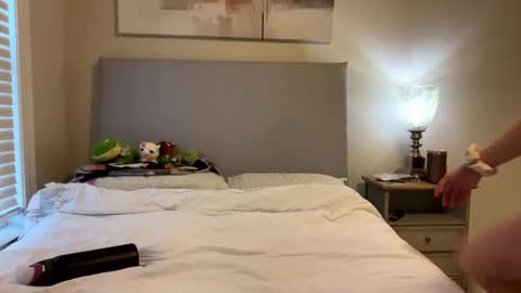 Susannah online show from December 7, 2024, 9:11 pm