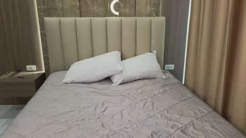 susannjohnson online show from March 21, 2026, 12:37 am