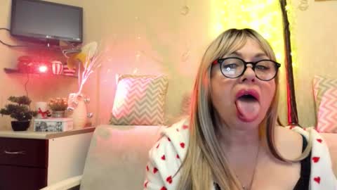 SusiexNoreen online show from February 21, 2026, 1:17 am