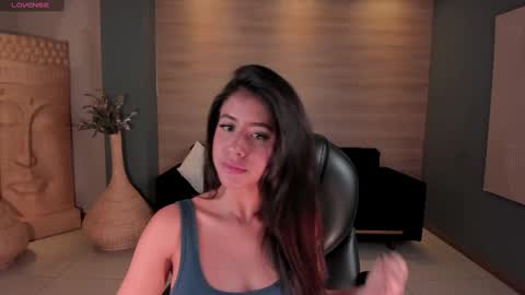 Sussan online show from February 24, 2025, 10:47 pm