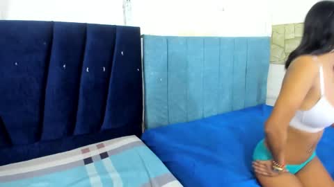 sussann online show from October 12, 2025, 12:59 pm