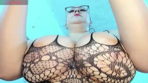 Snapshot of susy_bigboobss chatting on January 17, 2026, 4:43 pm susy bigboobss online show from January 17, 2026, 4:43 pm