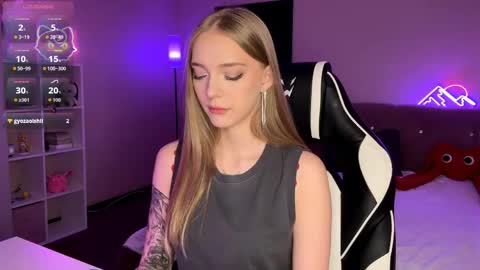 Snapshot of susyschuerholz chatting on April 19, 2026, 1:10 pm Jessica online show from April 19, 2026, 1:10 pm