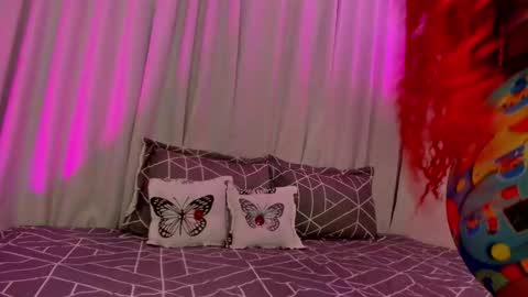 susyy online show from November 23, 2025, 7:35 pm