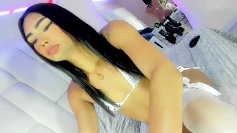 suxansexyhott online show from February 17, 2025, 8:26 pm