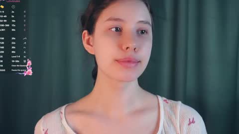 Snapshot of suziegoglia chatting on April 5, 2026, 6:32 am Kristanna online show from April 5, 2026, 6:32 am