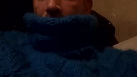 sweaterboy666 online show from December 17, 2025, 8:59 pm