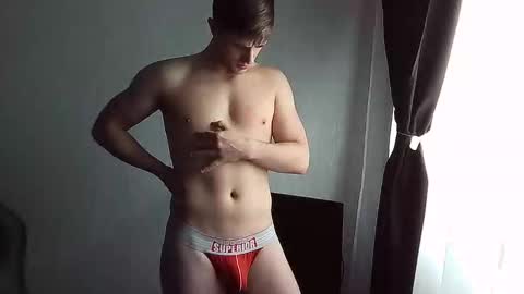 Snapshot of sweeeettt___ chatting on September 28, 2025, 7:03 am sweeeettt___ online show from September 28, 2025, 7:03 am