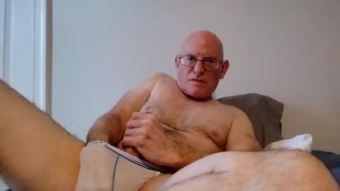 Zeppelin man online show from March 10, 2026, 5:07 pm