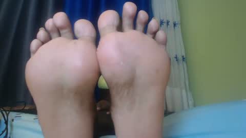 Petite Queen online show from December 20, 2024, 4:46 pm