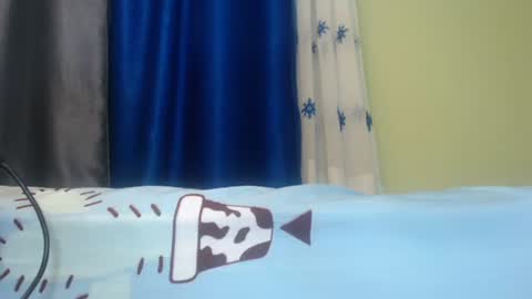 Petite Queen online show from December 22, 2024, 10:49 am