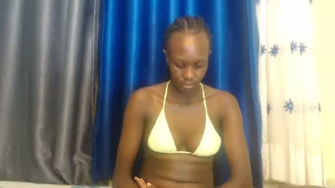 Petite Queen online show from December 26, 2024, 4:36 pm