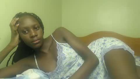 Petite Queen online show from January 20, 2025, 4:32 am