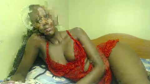 Petite Queen online show from January 28, 2025, 12:54 pm