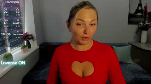 Snapshot of sweet___margaret chatting on October 20, 2025, 11:32 am Margaret online show from October 20, 2025, 11:32 am