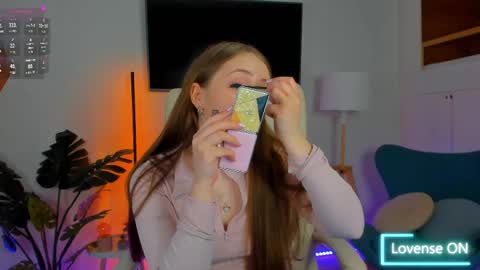 Sweet  Amily online show from April 18, 2026, 5:55 am