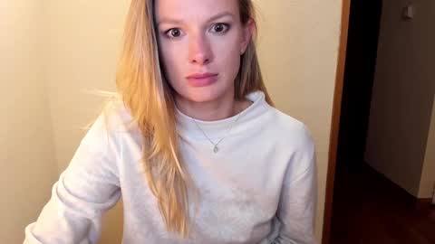 Snapshot of sweet_angel_a chatting on October 26, 2025, 10:47 pm Ann - your sweet girl online show from October 26, 2025, 10:47 pm
